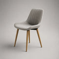 Chaise rembourrée en polyester gris clair avec pieds en bois, dossier arrondi, 47 × 57 × 86 cm